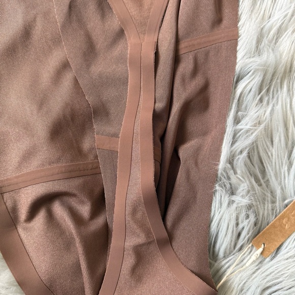 SKIMS Sheer Sculpt High Waist Thong in Jasper Size 3X NWT - Picture 7 of 8